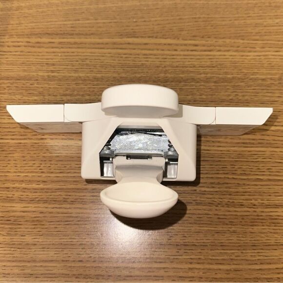 MARTHA STEWART Ivory Corner + Border Paper Punch Around the Page Vine Trim - Picture 5 of 7